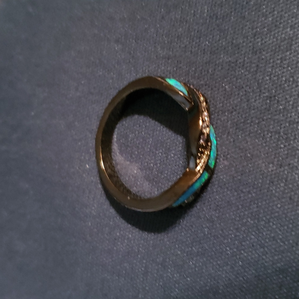 Fire opal Anniversary ring - Picture 2 of 6